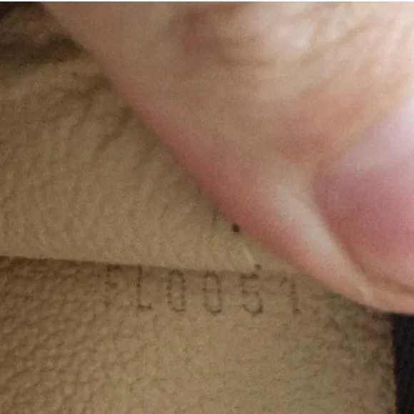 Louis Vuitton Monogram Toiletry Pouch on Chain Authentic LV Crossbody Clutch Bag - Picture 9 of 13